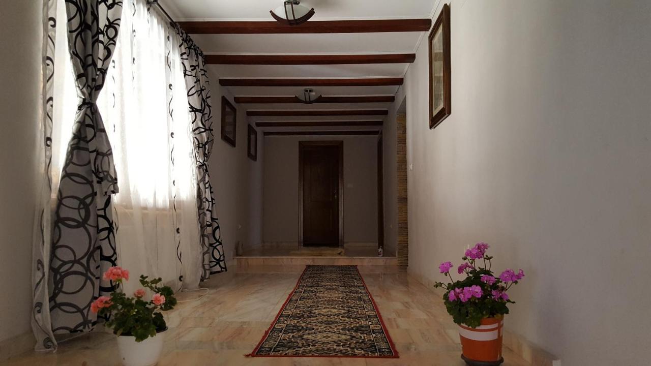 Mehadica House Villa Bagian luar foto